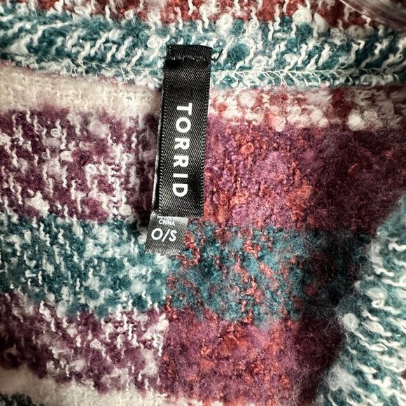 Torrid Cold-Weather Ruana - Picture 4 of 5